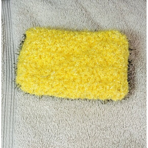 Black and Yellow Kitchen Scrubby - Picture 5 of 7